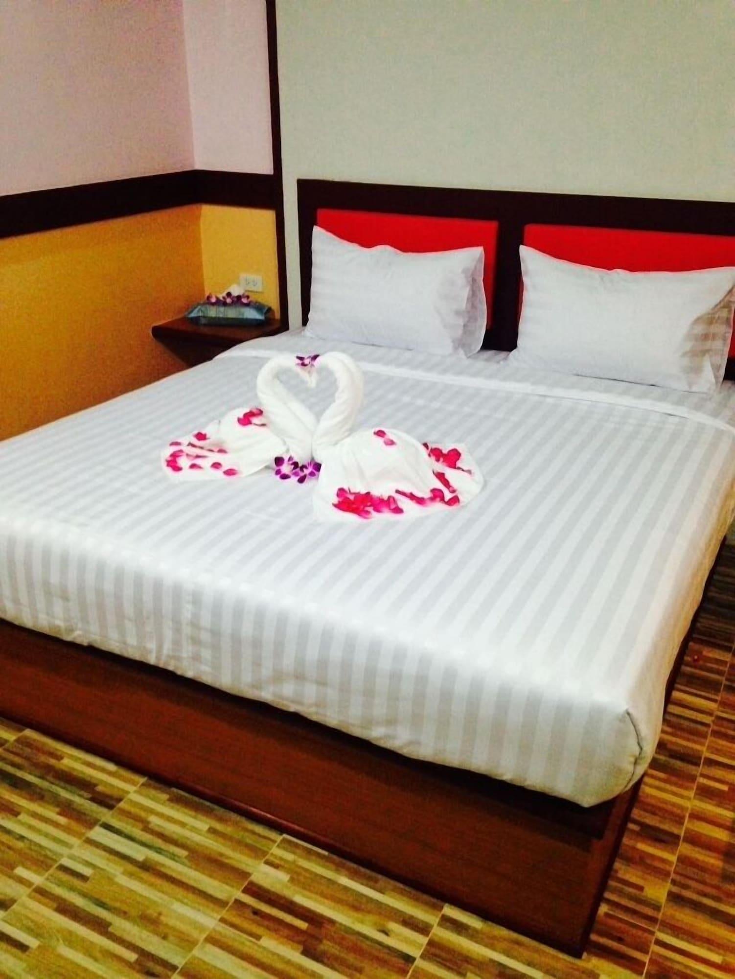 แอร์พอร์ต ภูเก็ต การ์เดน รีสอร์ต Hotel ถลาง ภายนอก รูปภาพ