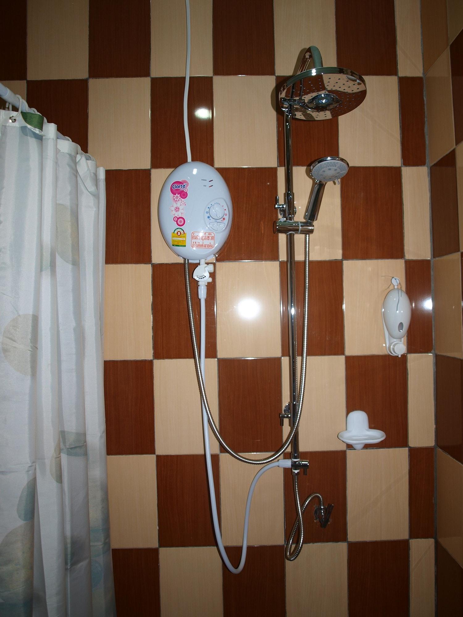 แอร์พอร์ต ภูเก็ต การ์เดน รีสอร์ต Hotel ถลาง ภายนอก รูปภาพ