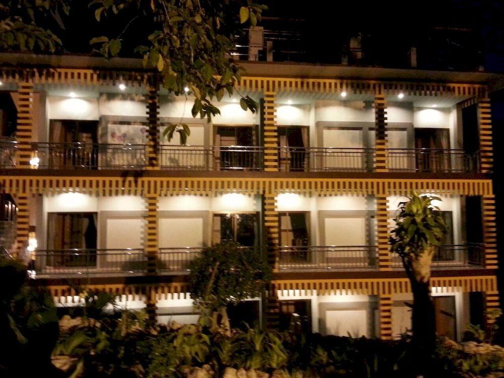แอร์พอร์ต ภูเก็ต การ์เดน รีสอร์ต Hotel ถลาง ภายนอก รูปภาพ