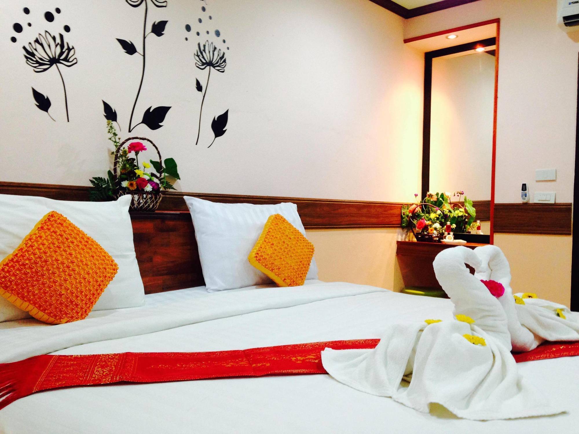 แอร์พอร์ต ภูเก็ต การ์เดน รีสอร์ต Hotel ถลาง ภายนอก รูปภาพ