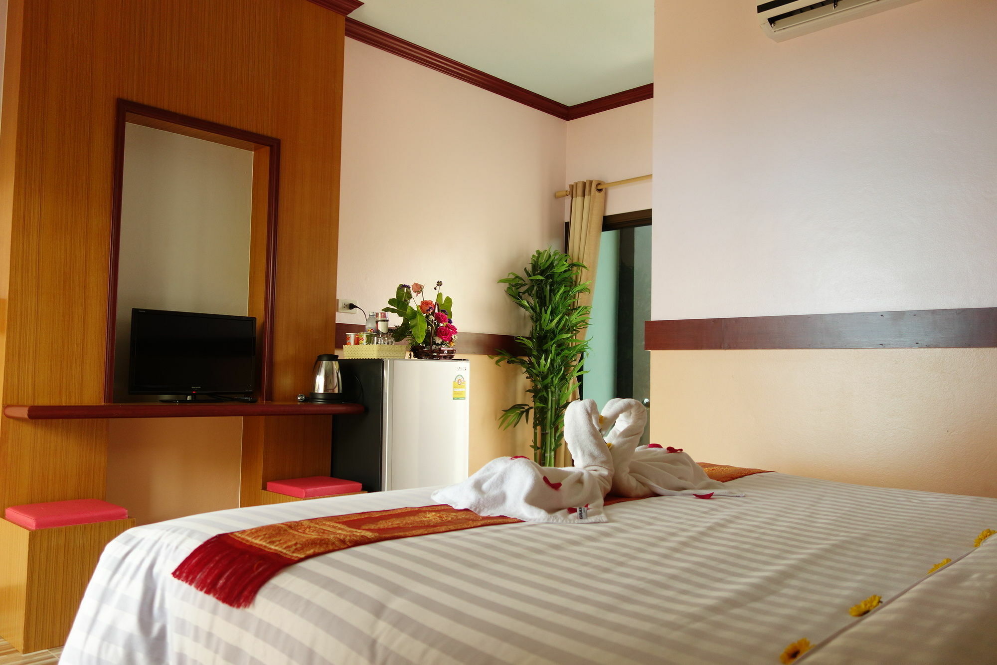 แอร์พอร์ต ภูเก็ต การ์เดน รีสอร์ต Hotel ถลาง ภายนอก รูปภาพ